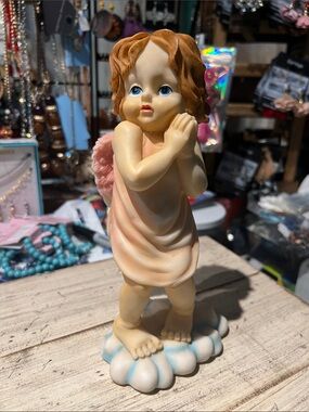 Vintage ceramic cherub Angel figurine pink wings